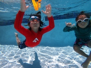 Kids swim lessons